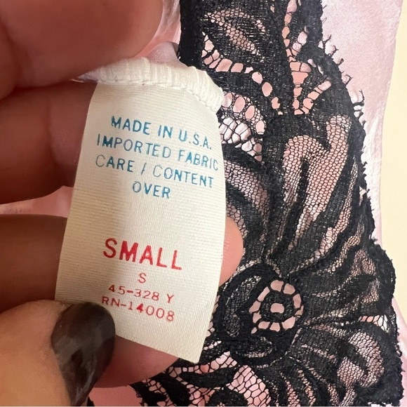 Amanda’s Closet Vintage Lingerie Pink with Black Lace Size Small - Picture 8 of 9